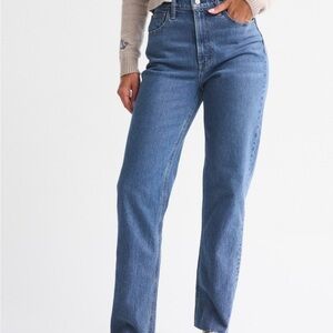 Abercrombie & Fitch Women's Curve Love Ultra High Rise 90’s Straight